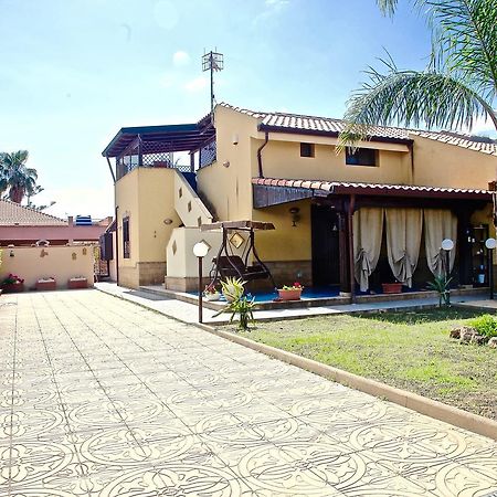 Acasaammari Apartment Кампофеличе ди Рокела Екстериор снимка